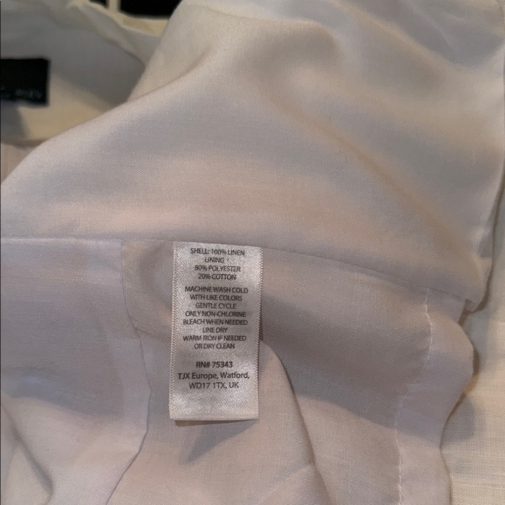 Cynthia Rowley White Blazer with Tailored Silhouette - Picture 6 of 7